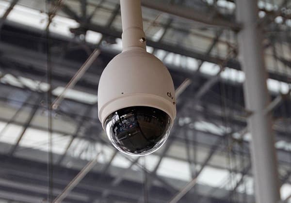 Büyük Kardeş Burada; Adı Da Facebook