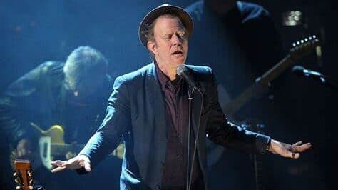 Hayat Bazen Tom Waits Şarkıları Gibidir 🎶