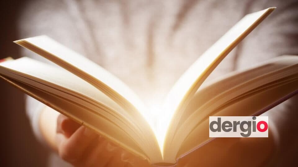 İhanet, Yalancı Sevgiler ve Bir Kitap: Yakıcı Sır