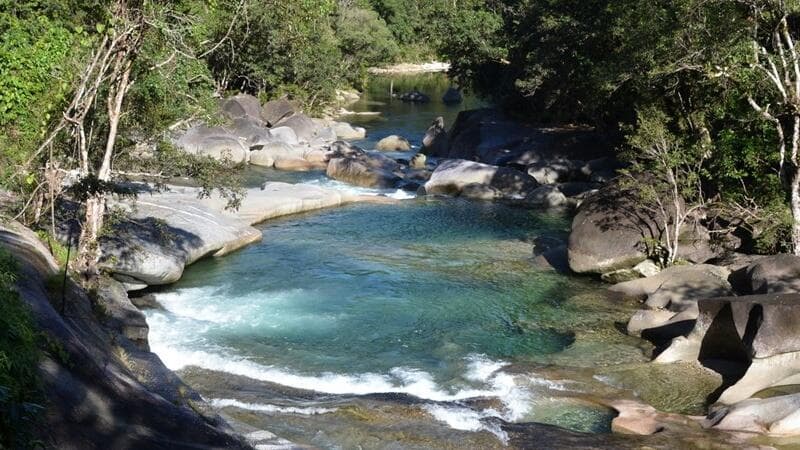 Çok Can Alan Şeytan Havuzu: Bir Aborijin Efsanesi