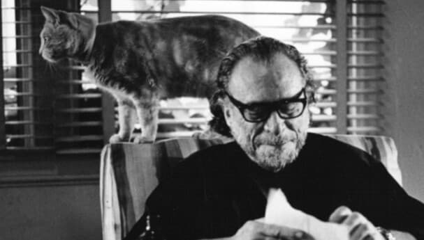 Sıra Dışı Yazar Ve Şair Charles Bukowski Bugün Doğdu!