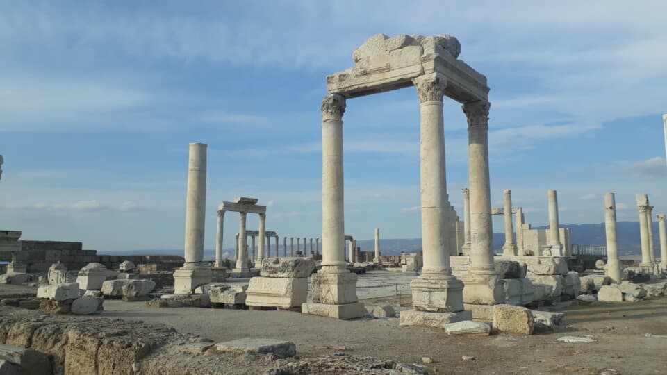 Denizli'nin Saklı Kenti: Laodikya