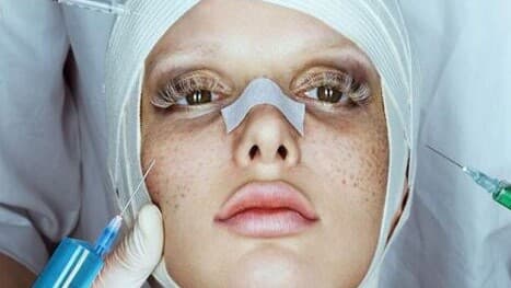 İnsanlığın Mükemmellik Arayışı: Plastik Cerrahinin Tarihsel Gelişimi