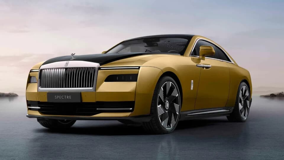 Rolls-Royce İlk Tam Elektrikli Aracı Spectre'yi Piyasaya Sürdü